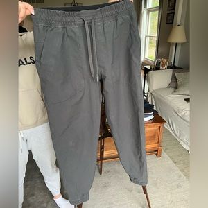 Lululemon joggers!